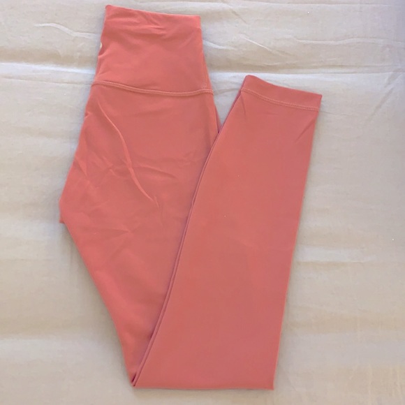 Lululemon Wunder train high-rise tight 25” - Picture 2 of 4